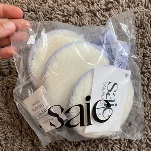 nwt saie reusable cotton pads